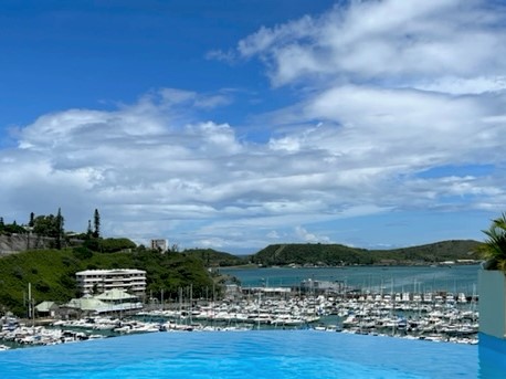 VILLA sur 2 Niveaux – BAIE DES PECHEURS à la Vente