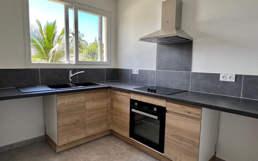 APPARTEMENT F3 à l’ANSE VATA à la LOCATION