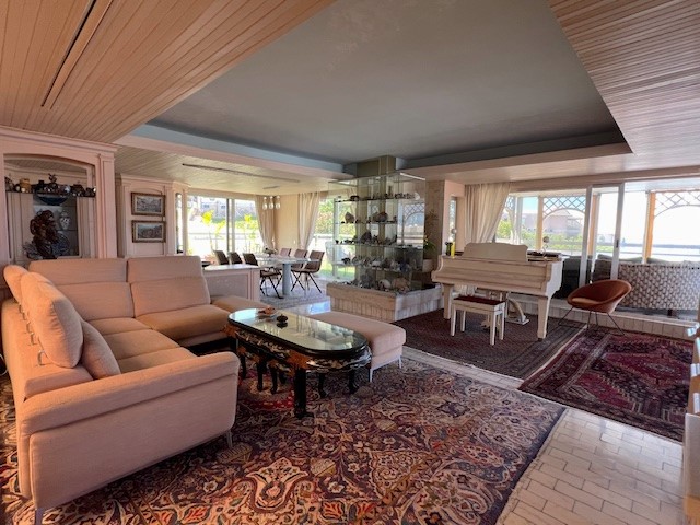 APPARTEMENT F4 au CENTRE VILLE à la VENTE