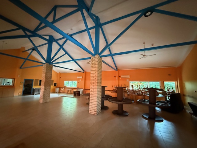 ENSEMBLE IMMOBILIER à la VENTE à BOULARI