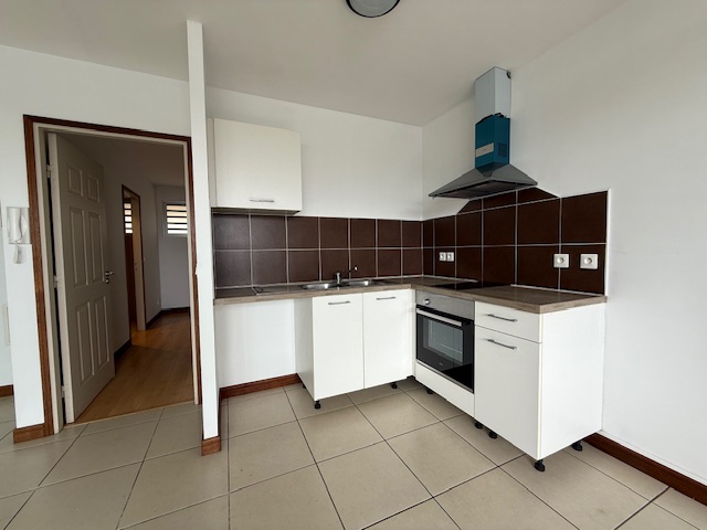 APT F2 à la location à BOULARI