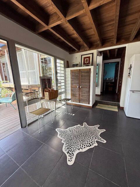 VILLA F4 sur 2 niveaux à OUÉMO à la VENTE